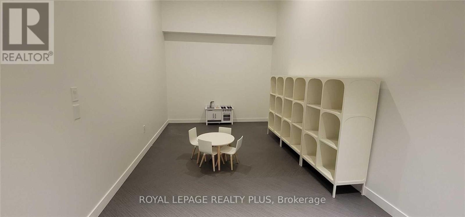1807 - 39 Roehampton Avenue E, Toronto, Ontario  M4P 0G1 - Photo 12 - C13526464