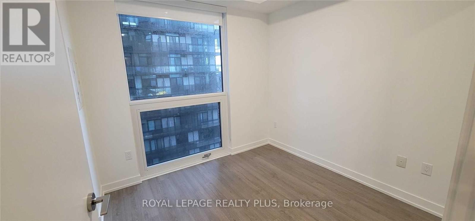 1807 - 39 Roehampton Avenue E, Toronto, Ontario  M4P 0G1 - Photo 2 - C13526464