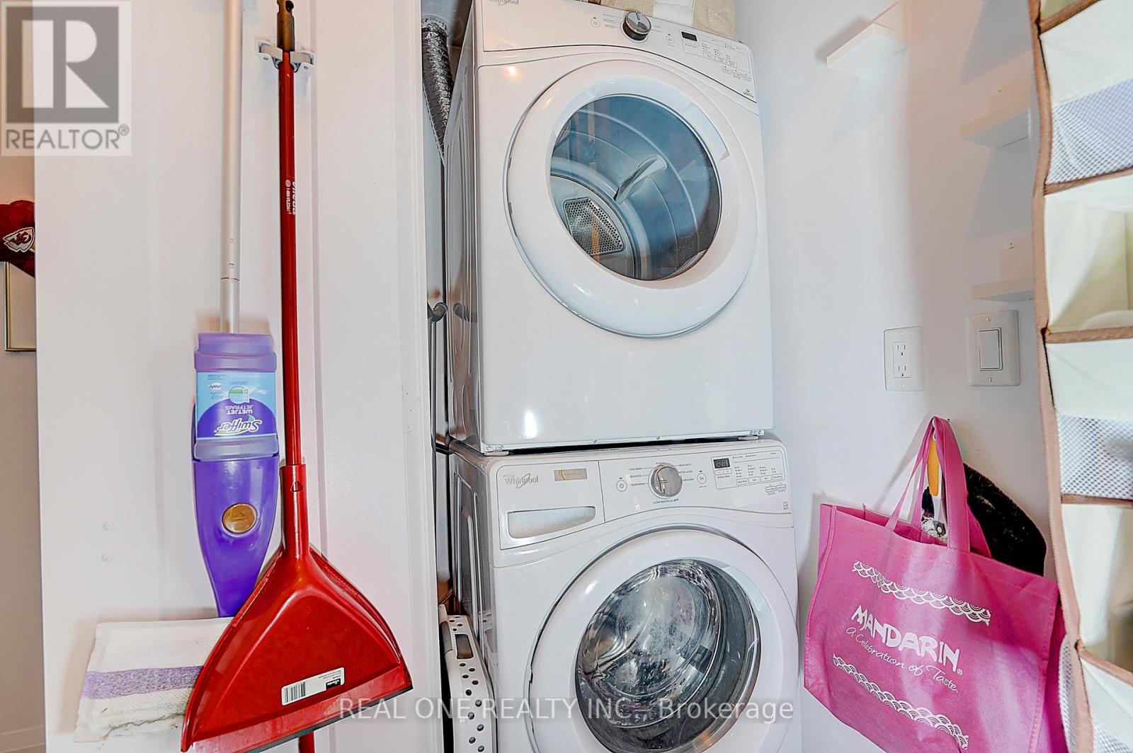 0915 - 101 Erskine Avenue, Toronto, Ontario  M4P 1Y5 - Photo 43 - C13526552