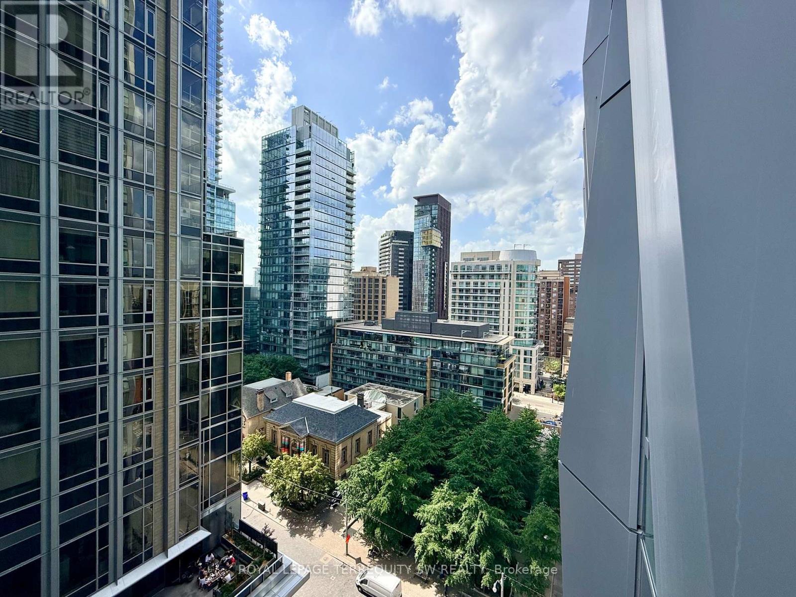 1003 - 1 Yorkville Avenue, Toronto, Ontario  M4W 0B1 - Photo 14 - C13526576