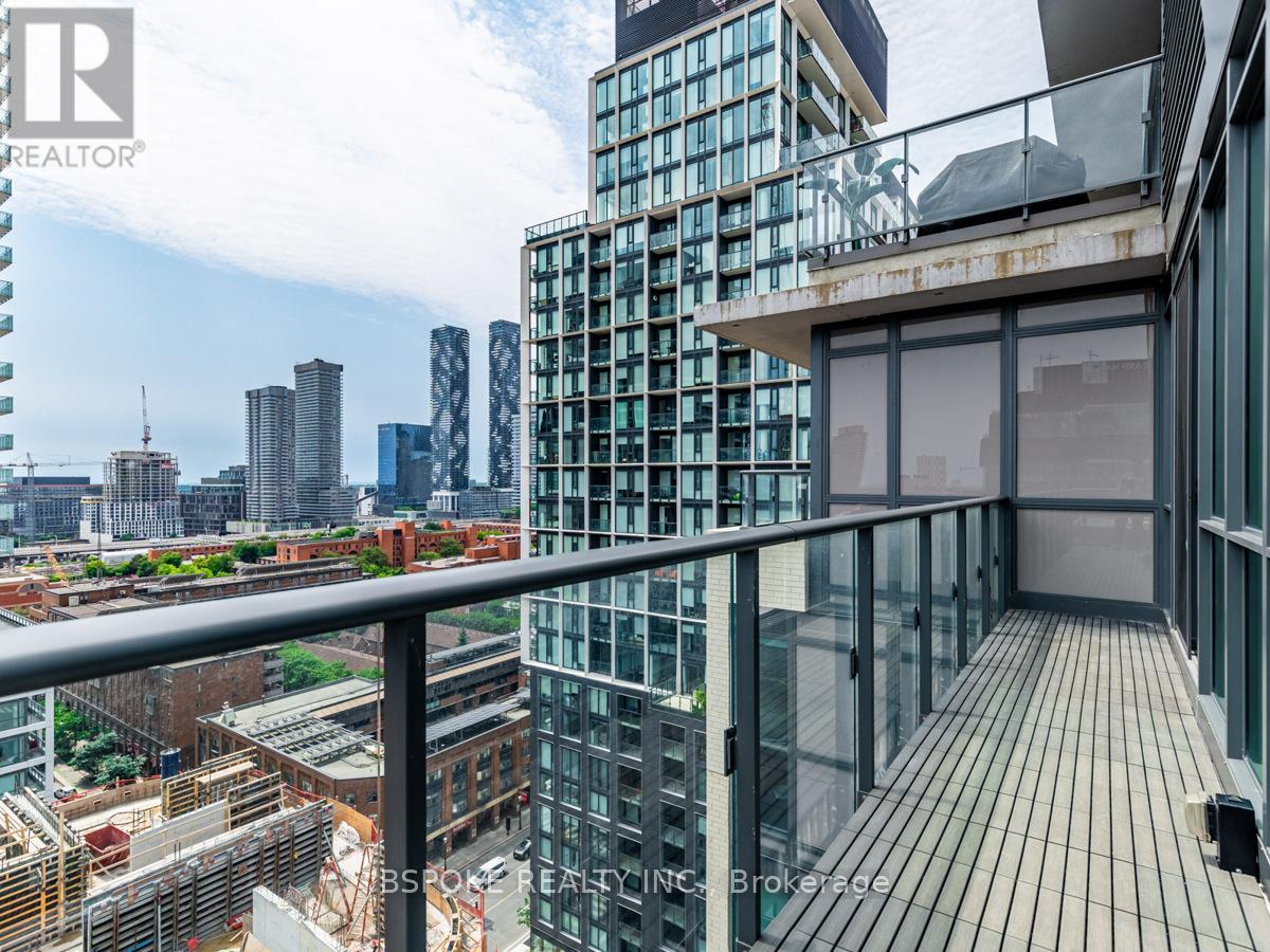1601 - 39 SHERBOURNE STREET