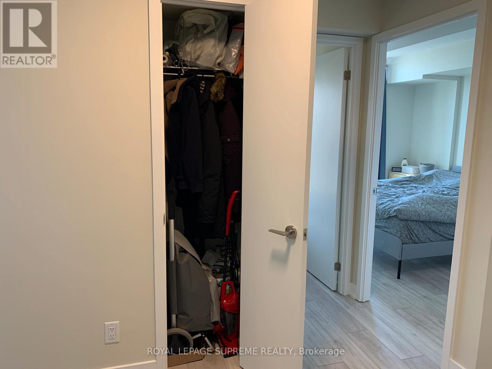 812 - 38 Monte Kwinter Court, Toronto, Ontario  M3H 0E2 - Photo 8 - C13526640