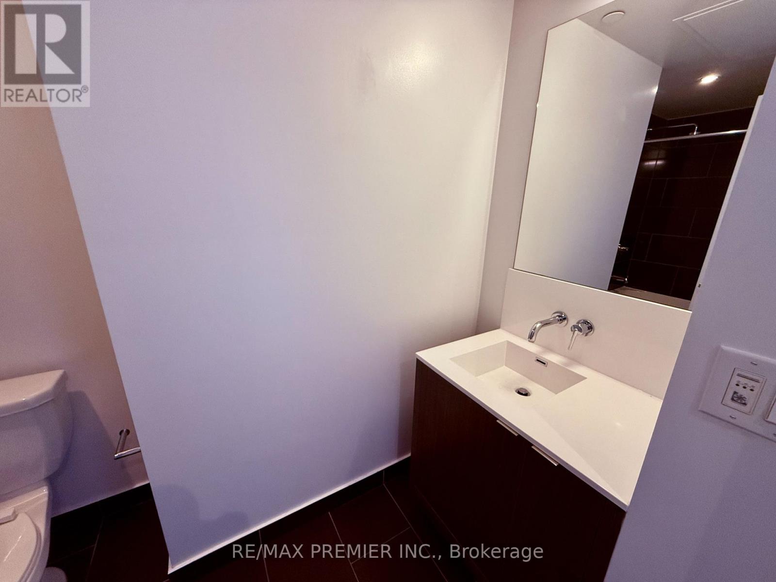 1707 - 100 Harbour Street, Toronto, Ontario  M5J 0B5 - Photo 15 - C13526660