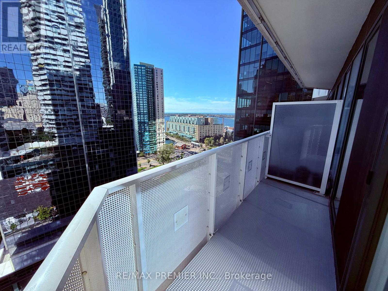 1707 - 100 Harbour Street, Toronto, Ontario  M5J 0B5 - Photo 19 - C13526660
