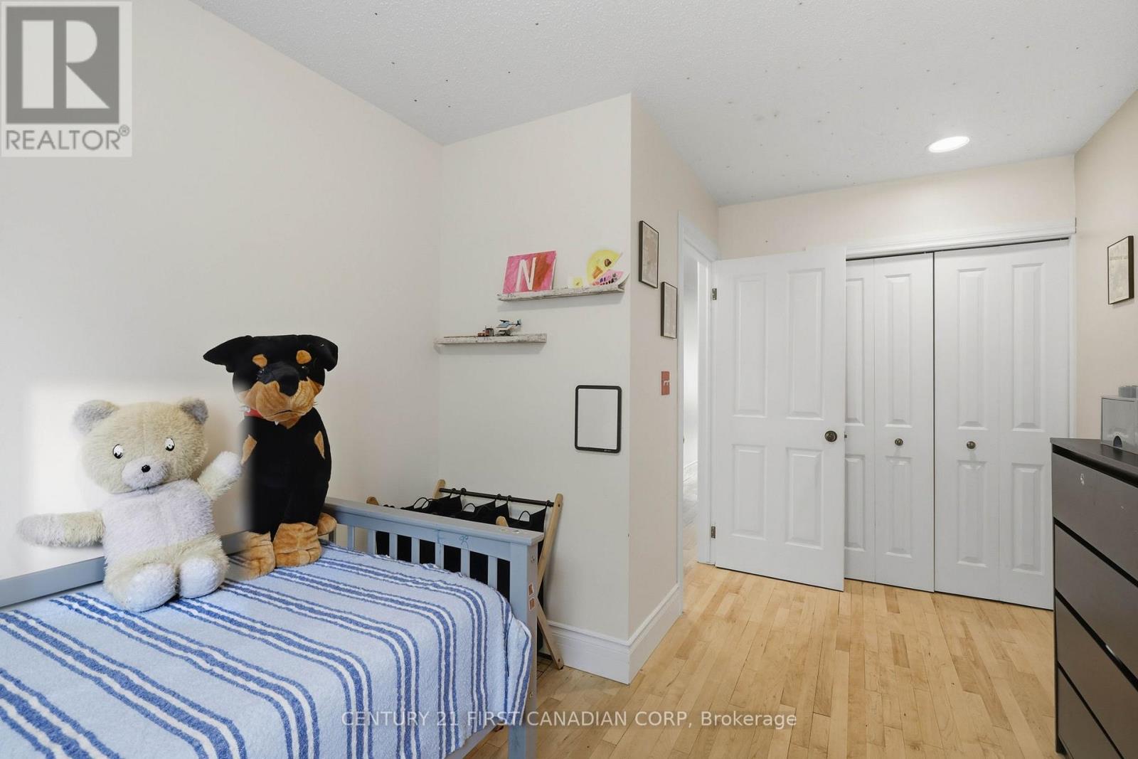 557 Ferndale Court, London South, Ontario  N6C 5C2 - Photo 20 - X13526332