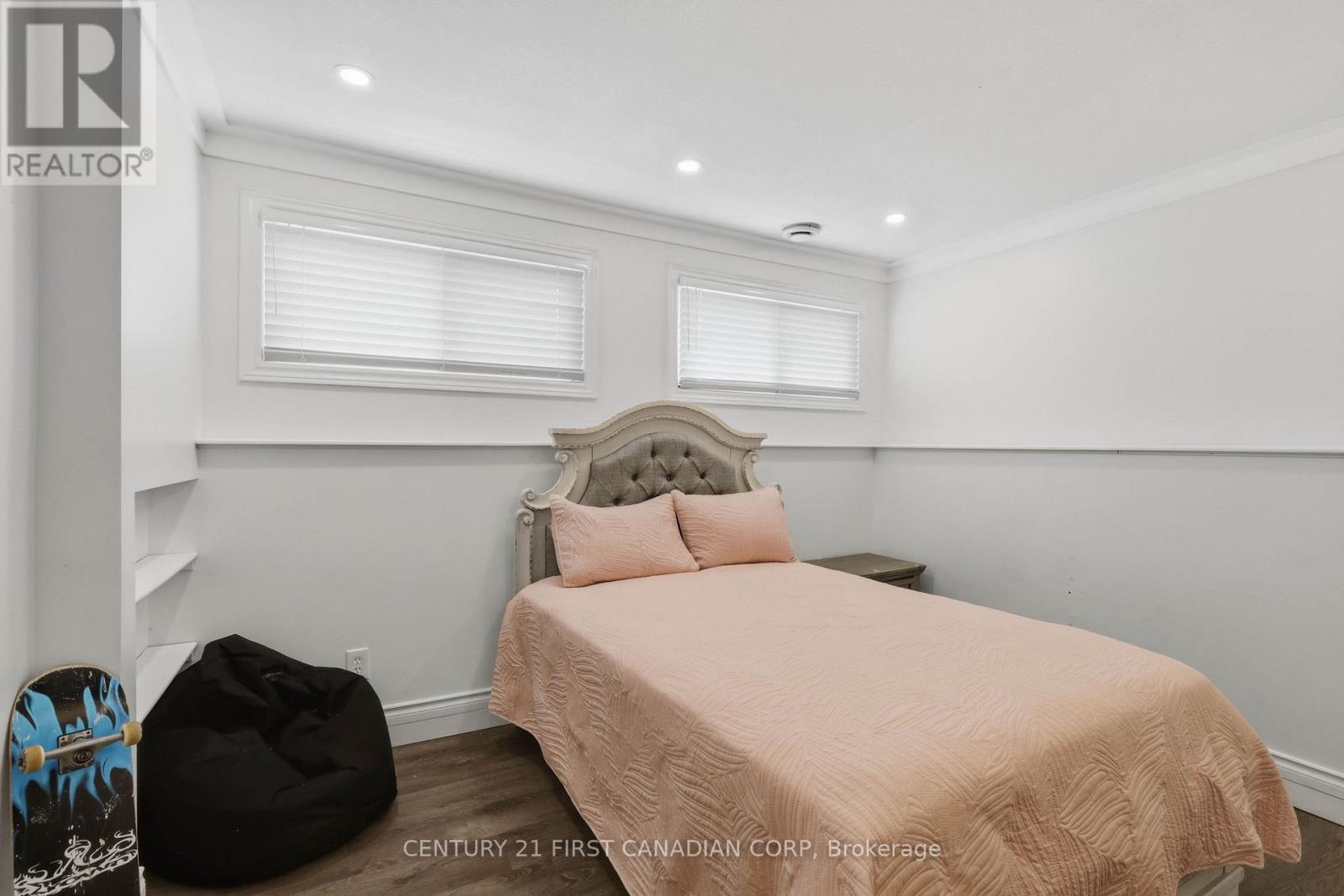 557 Ferndale Court, London South, Ontario  N6C 5C2 - Photo 22 - X13526332