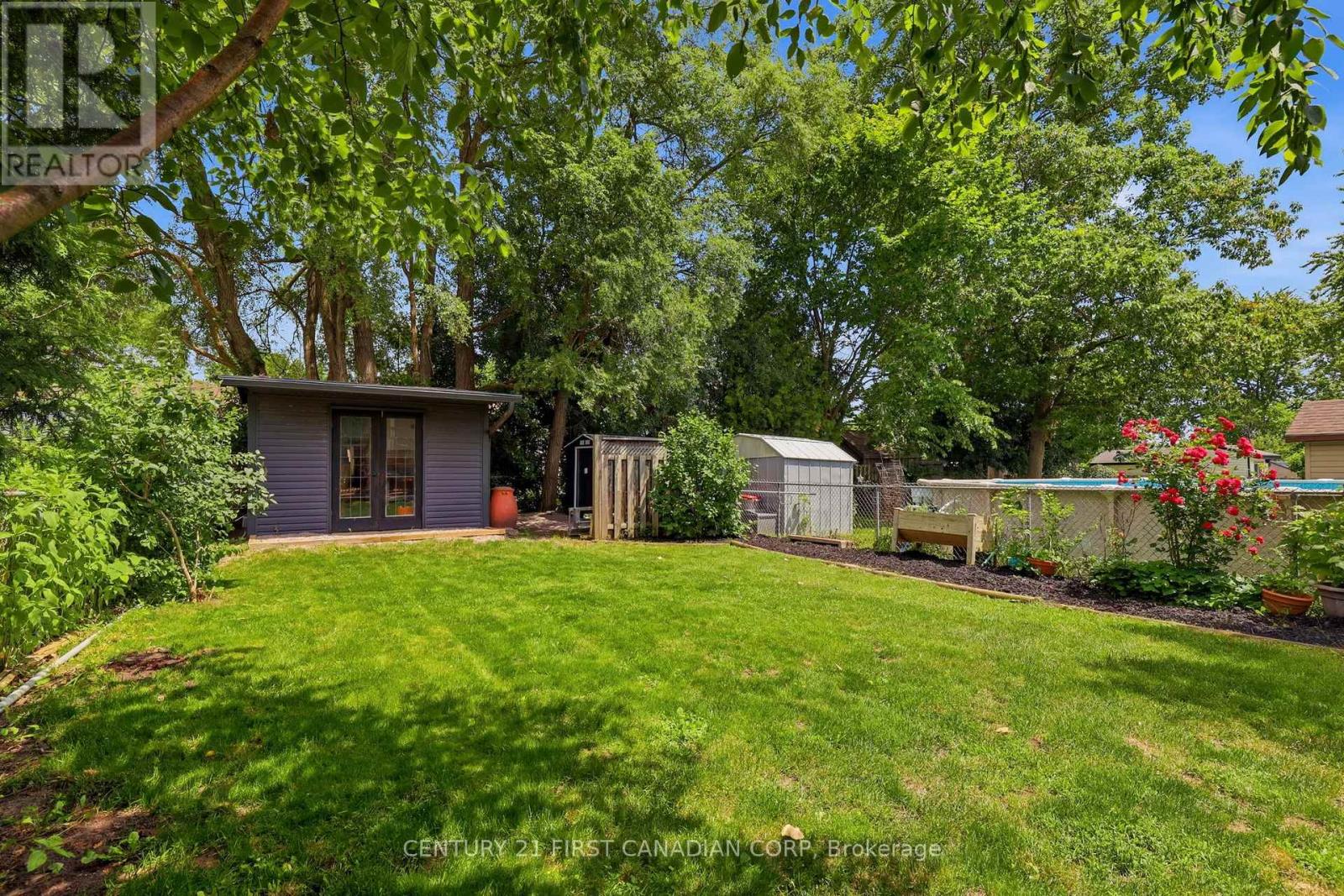 557 Ferndale Court, London South, Ontario  N6C 5C2 - Photo 33 - X13526332