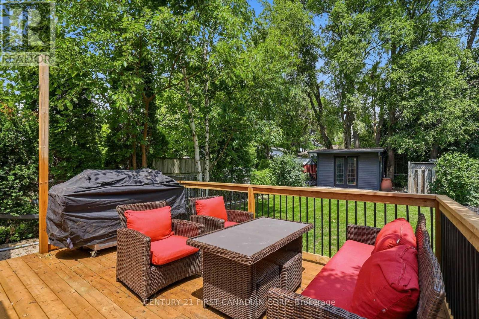 557 Ferndale Court, London South, Ontario  N6C 5C2 - Photo 35 - X13526332
