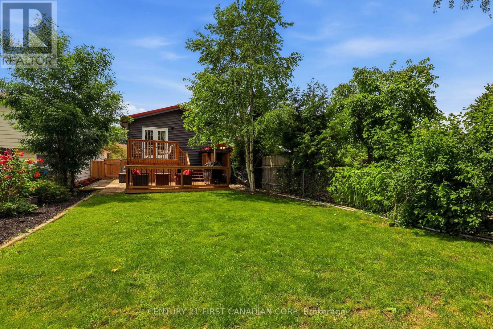 557 Ferndale Court, London South, Ontario  N6C 5C2 - Photo 41 - X13526332