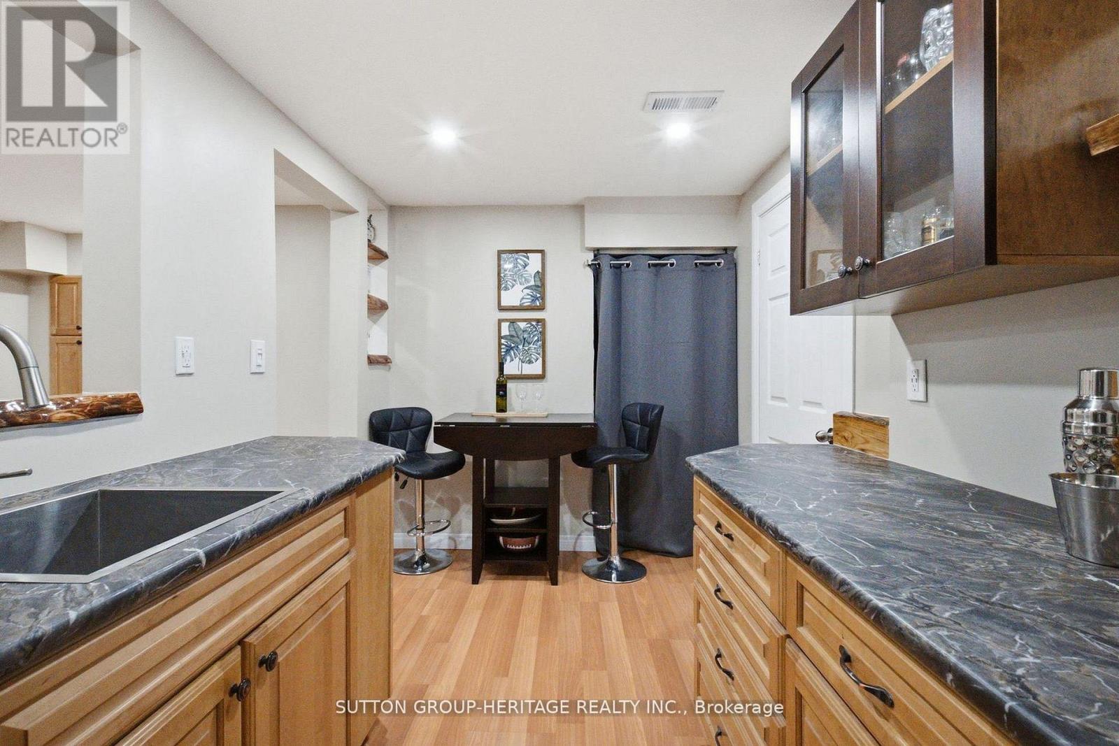 1413 Beaverbrook Court, Oshawa, Ontario  L1J 8L1 - Photo 30 - E13526282