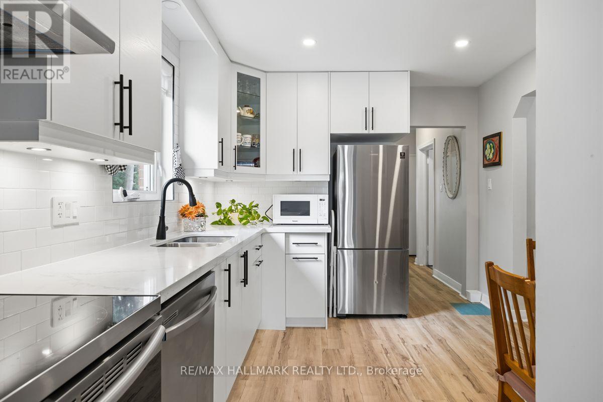 193 Ferris Road, Toronto, Ontario  M4B 1H2 - Photo 7 - E13526342