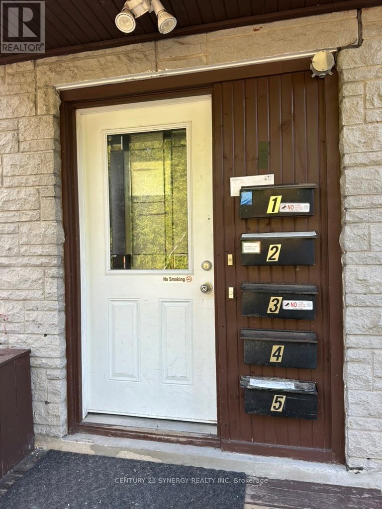 5 - 210 Cantin Street, Ottawa, Ontario  K1L 6T1 - Photo 2 - X13526380