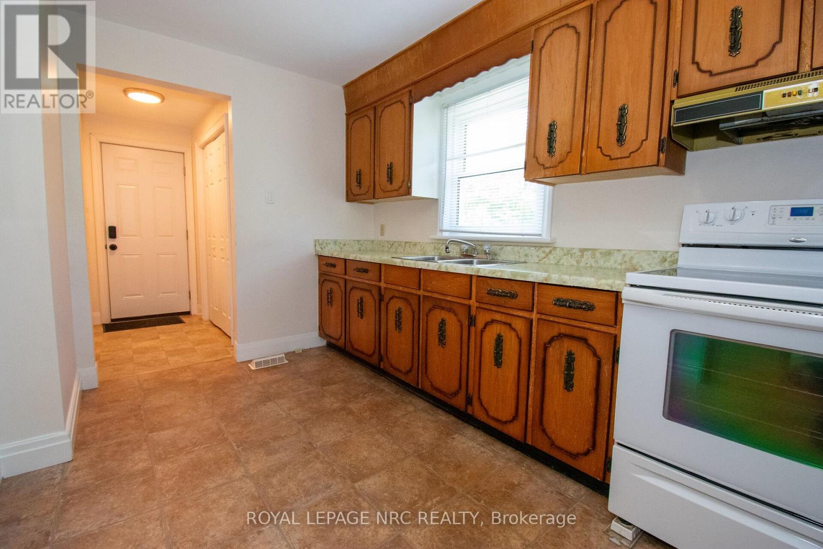 2 Eastbourne Avenue, St. Catharines, Ontario  L2M 5K4 - Photo 12 - X13526366