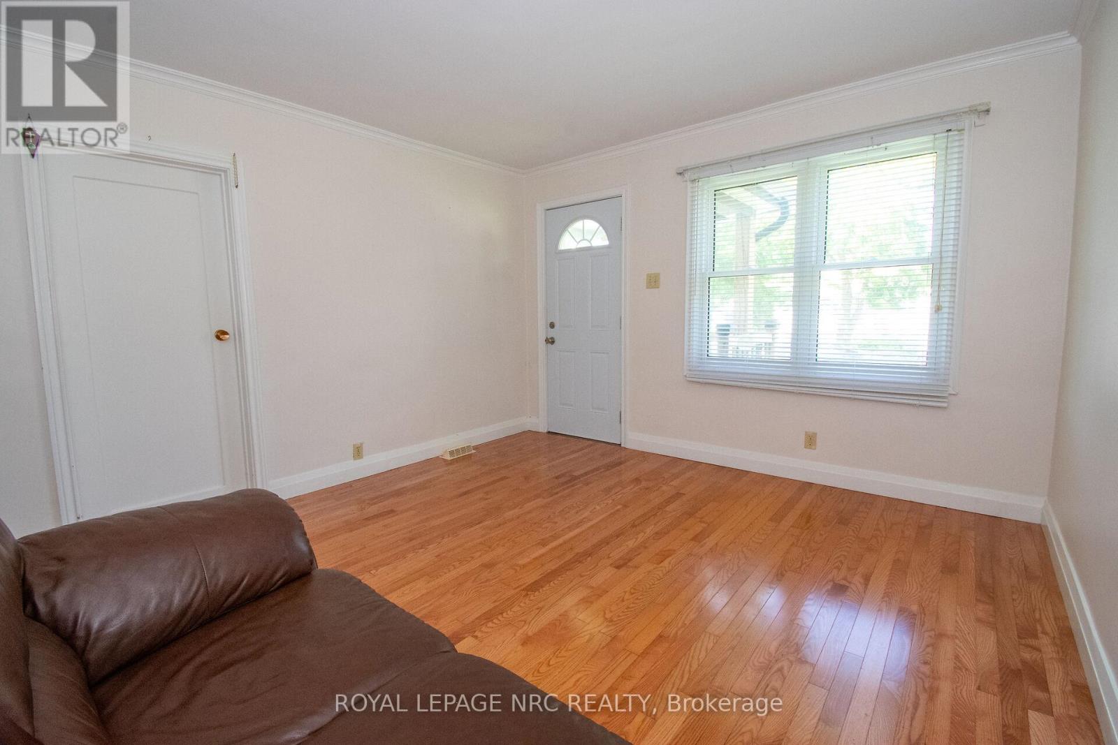 2 Eastbourne Avenue, St. Catharines, Ontario  L2M 5K4 - Photo 8 - X13526366