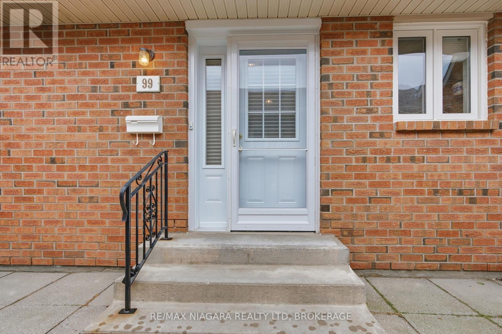 99 - 122 BUNTING ROAD, St. Catharines (E. Chester)