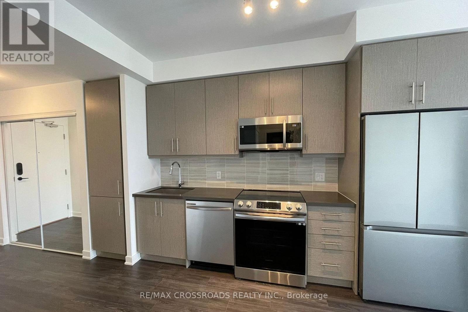 2306 - 95 Oneida Crescent, Richmond Hill, Ontario  L4B 0H5 - Photo 2 - N13526606
