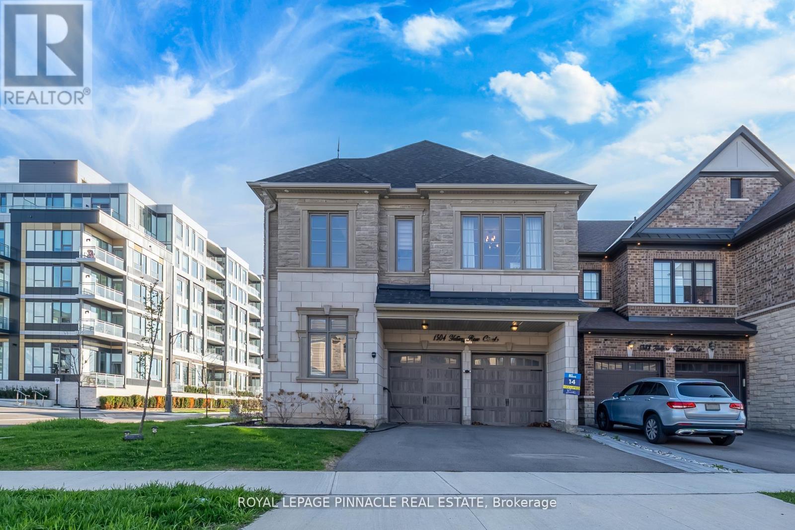 1504 Yellow Rose Circle, Oakville, Ontario  L6M 5L3 - Photo 2 - W13519146