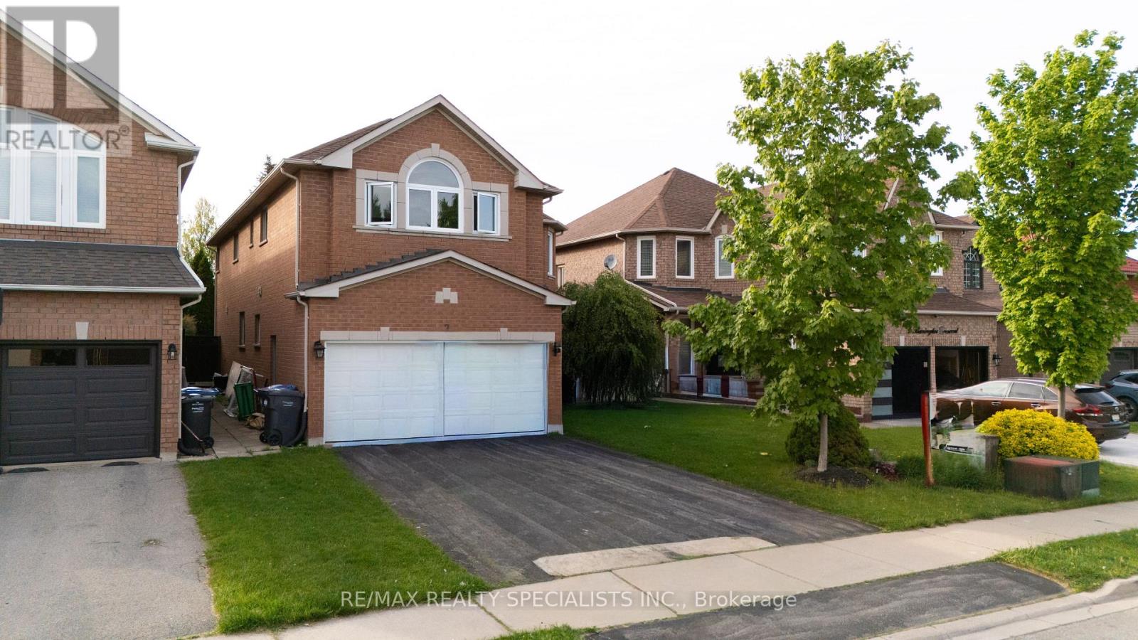 7 Banington Crescent, Brampton, Ontario  L7A 1G4 - Photo 1 - W13526360