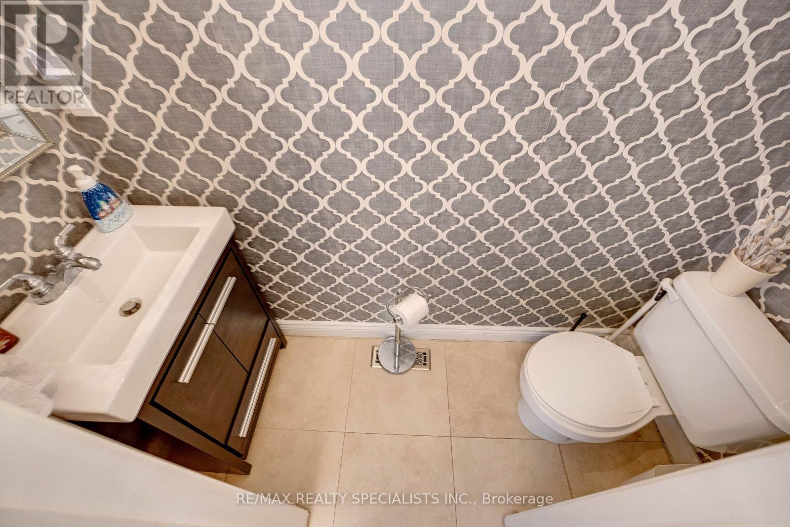 7 Banington Crescent, Brampton, Ontario  L7A 1G4 - Photo 17 - W13526360