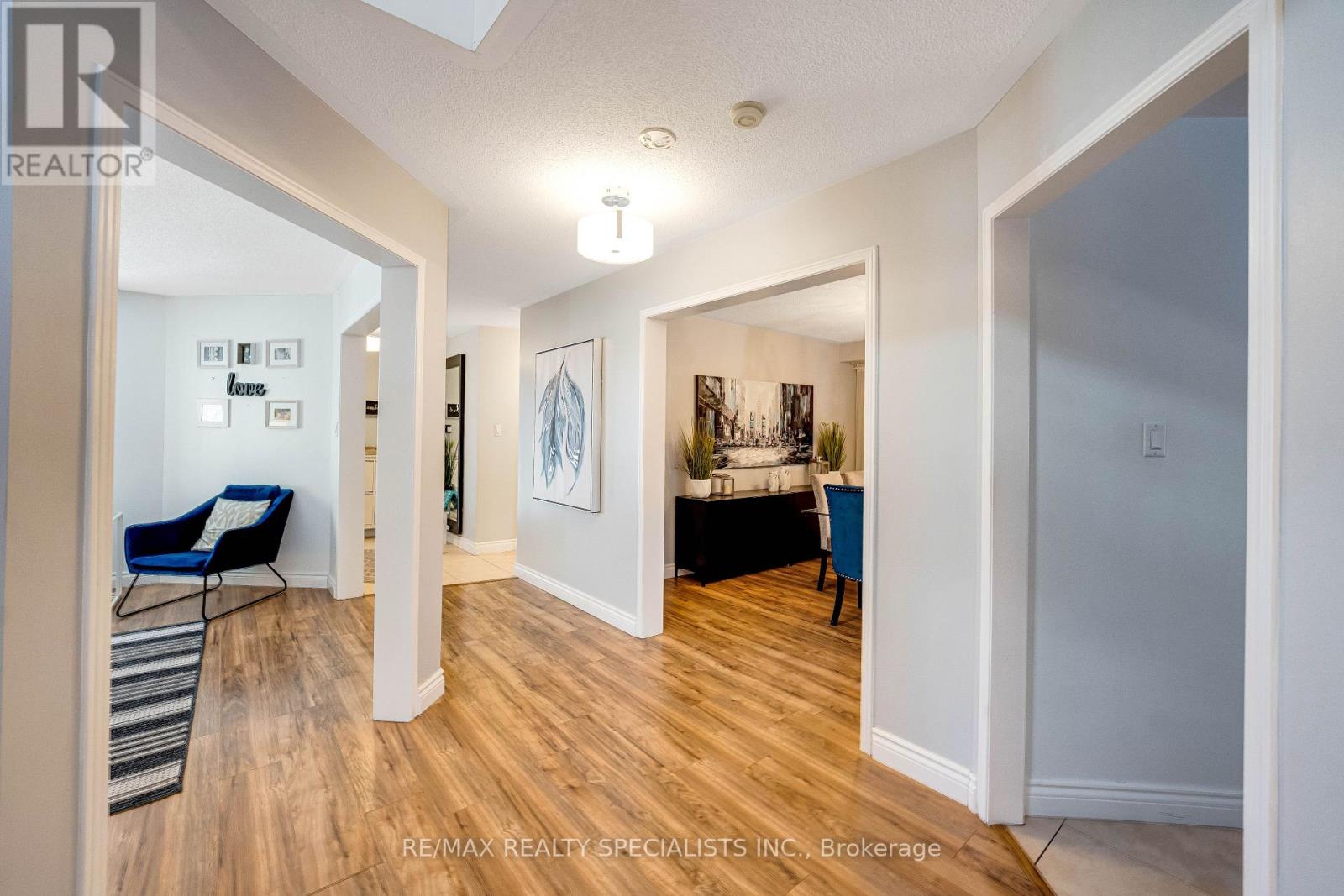 7 Banington Crescent, Brampton, Ontario  L7A 1G4 - Photo 5 - W13526360
