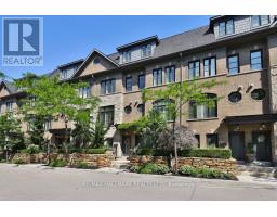 32 LOBO MEWS, Toronto, Ontario