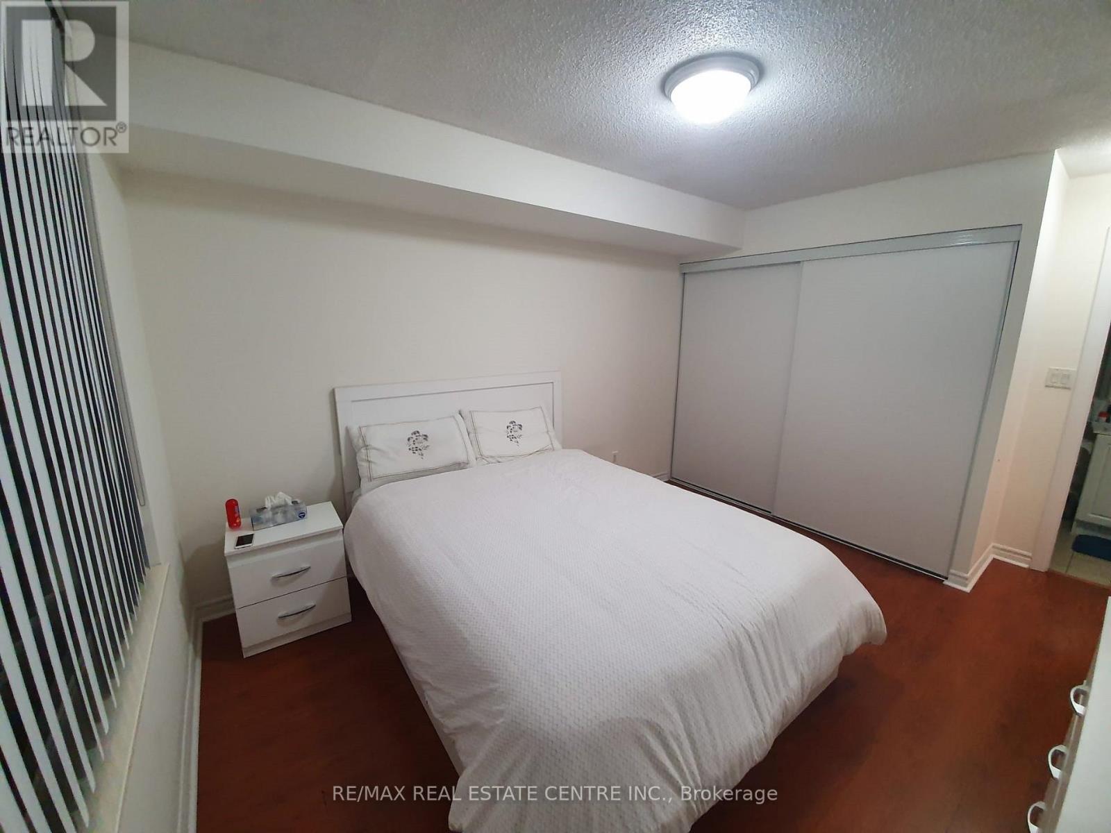 1705 - 3880 Duke Of York Boulevard, Mississauga, Ontario L5B 4N7 - Photo 4 - W13526530