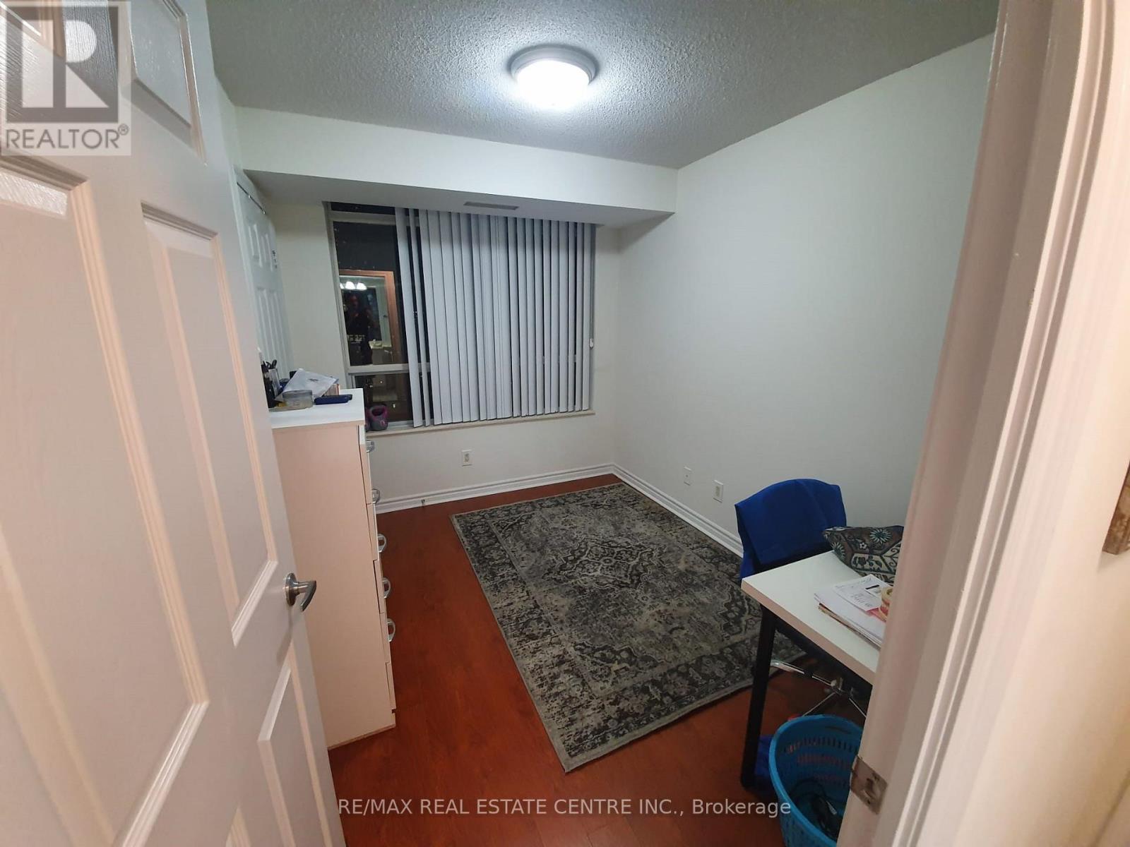 1705 - 3880 Duke Of York Boulevard, Mississauga, Ontario L5B 4N7 - Photo 5 - W13526530