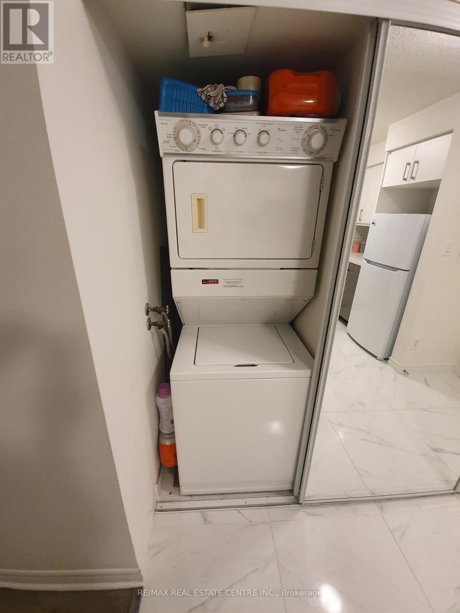 1705 - 3880 Duke Of York Boulevard, Mississauga, Ontario L5B 4N7 - Photo 8 - W13526530