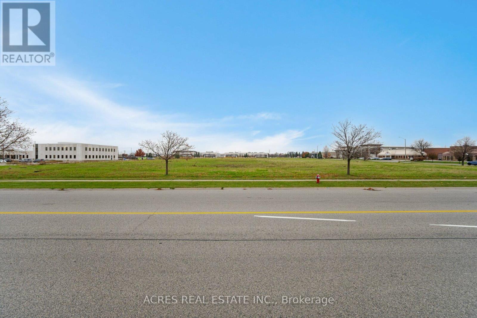 70 Superior Boulevard, Mississauga, Ontario L5T 2X9 - Photo 7 - W13526568
