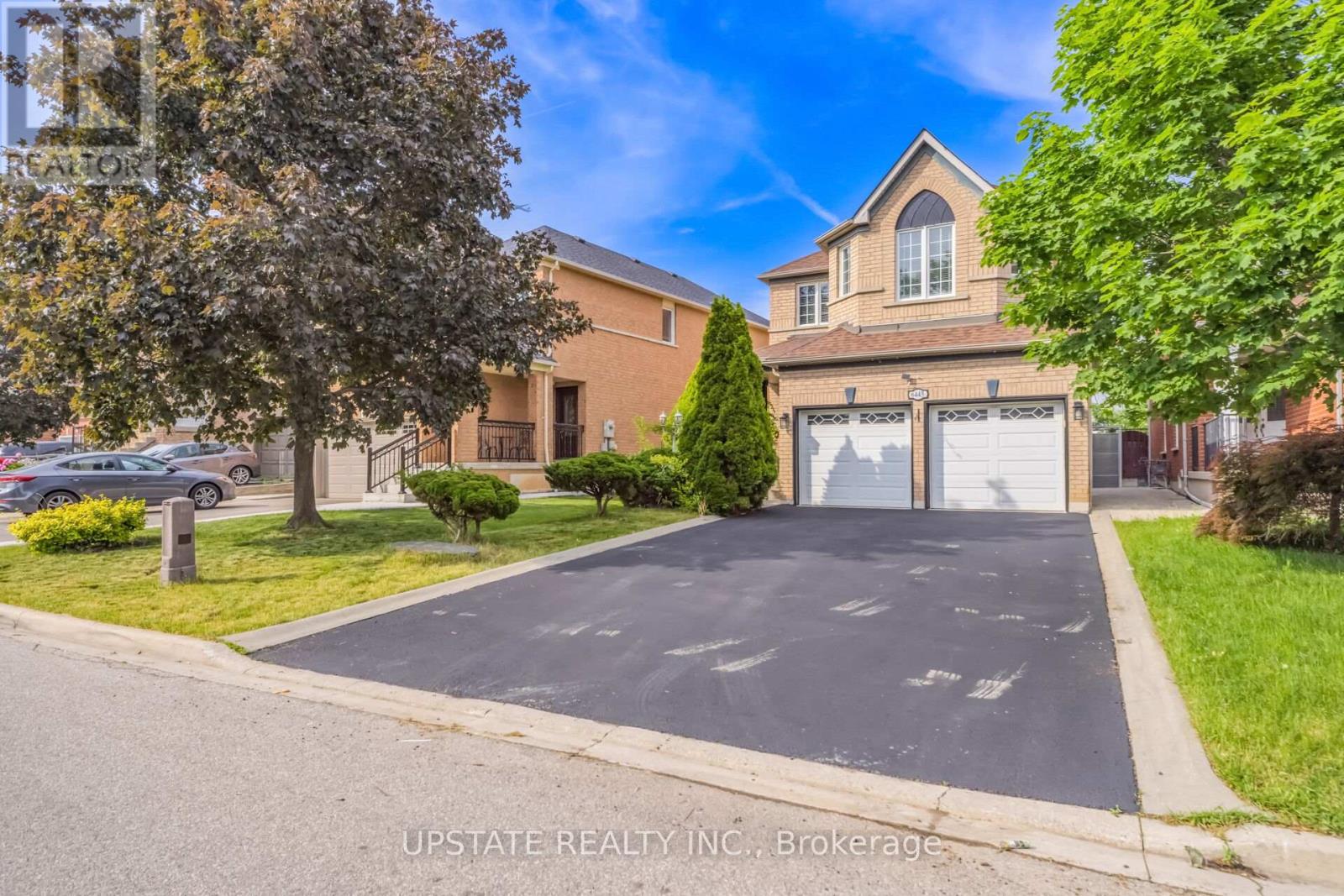 6445 Valiant Heights, Mississauga, Ontario  L5W 1E2 - Photo 2 - W13526610