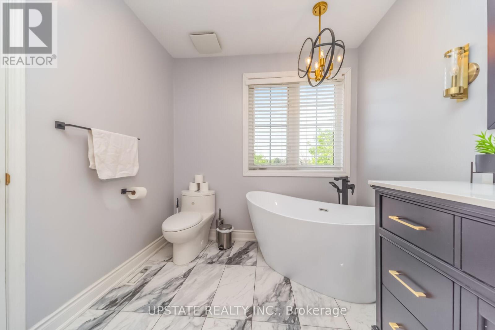 6445 Valiant Heights, Mississauga, Ontario  L5W 1E2 - Photo 22 - W13526610