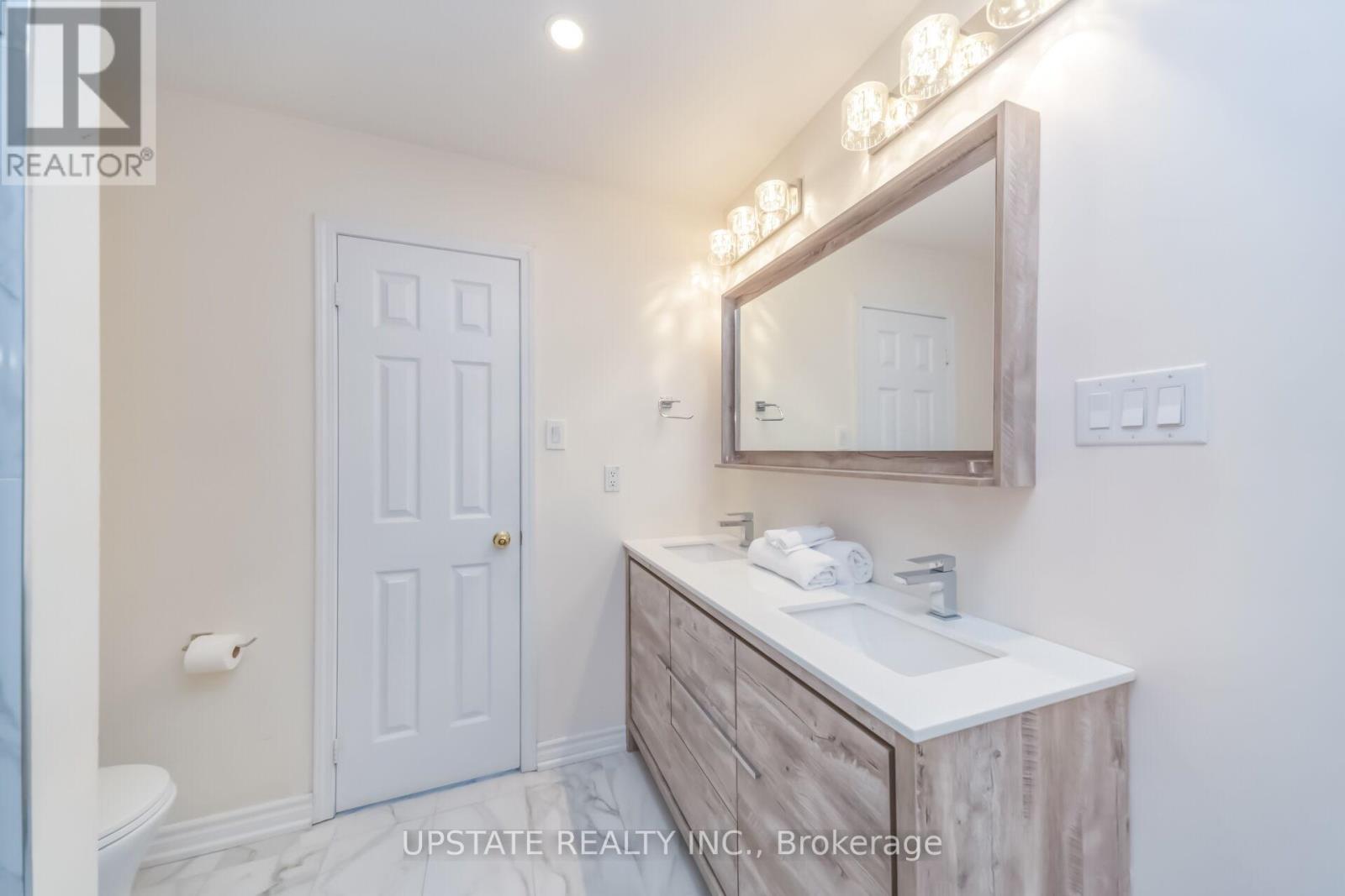 6445 Valiant Heights, Mississauga, Ontario  L5W 1E2 - Photo 28 - W13526610