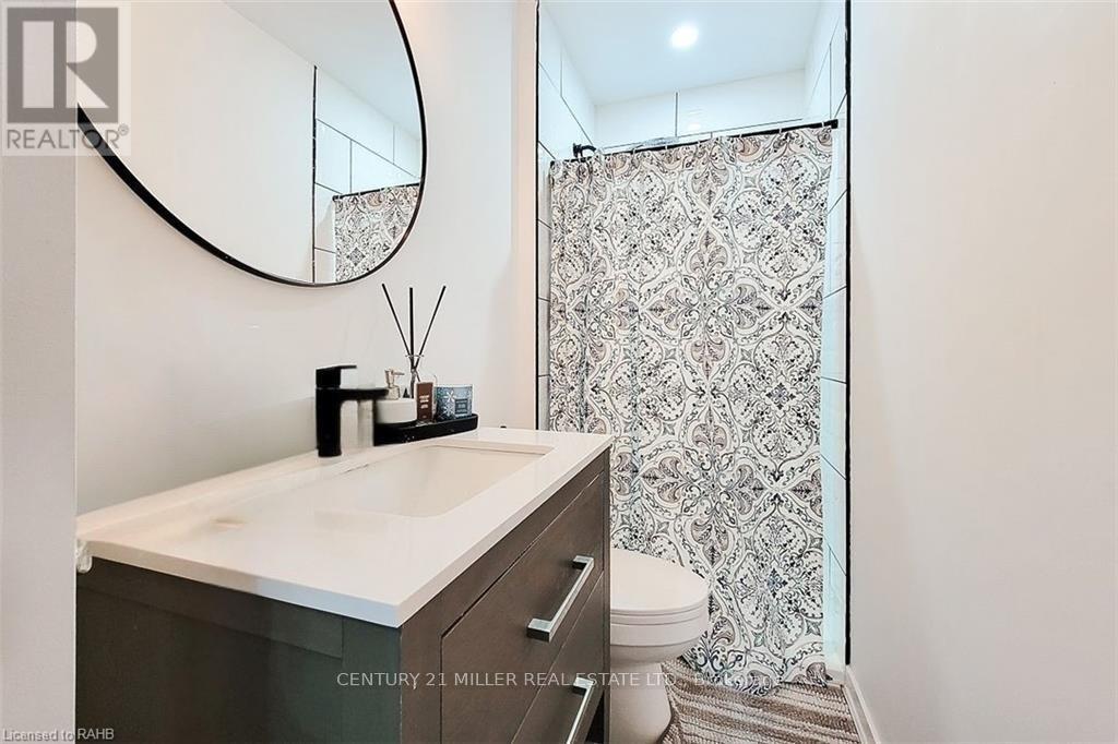 Main Floor - 67 East 13th Street, Hamilton, Ontario  L9A 3Z4 - Photo 11 - X13505742
