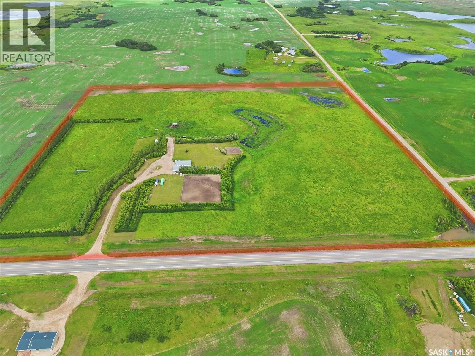 17515 Highway 5 Acreage, Aberdeen Rm No. 373