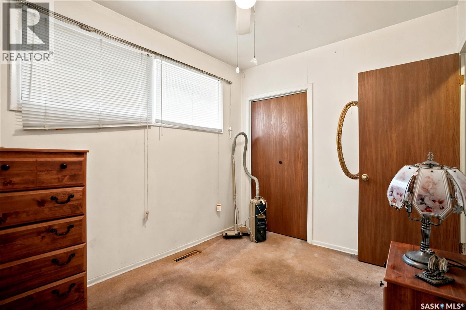 3815 Hill Avenue, Regina, Saskatchewan  S4S 0X4 - Photo 11 - SK041418