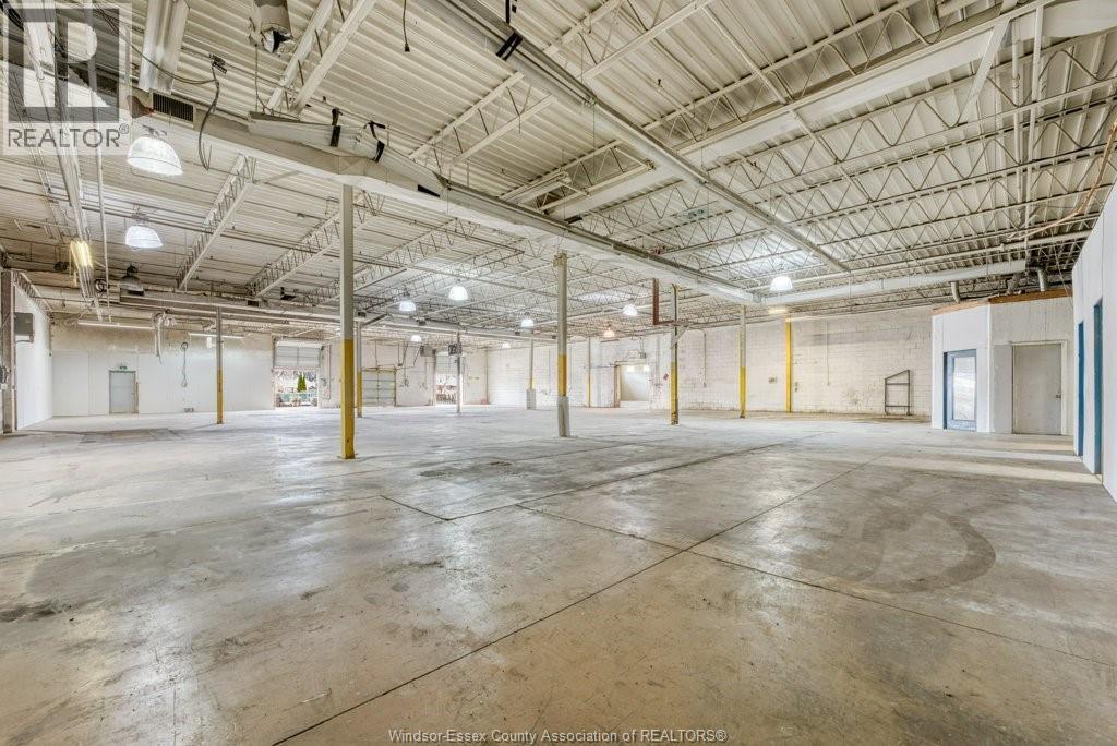MLS# 26007302: 1555 KILDARE ROAD, Windsor, Canada