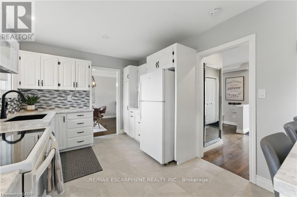 160 Council Crescent, Hamilton, Ontario  L9G 1V1 - Photo 11 - X13526436
