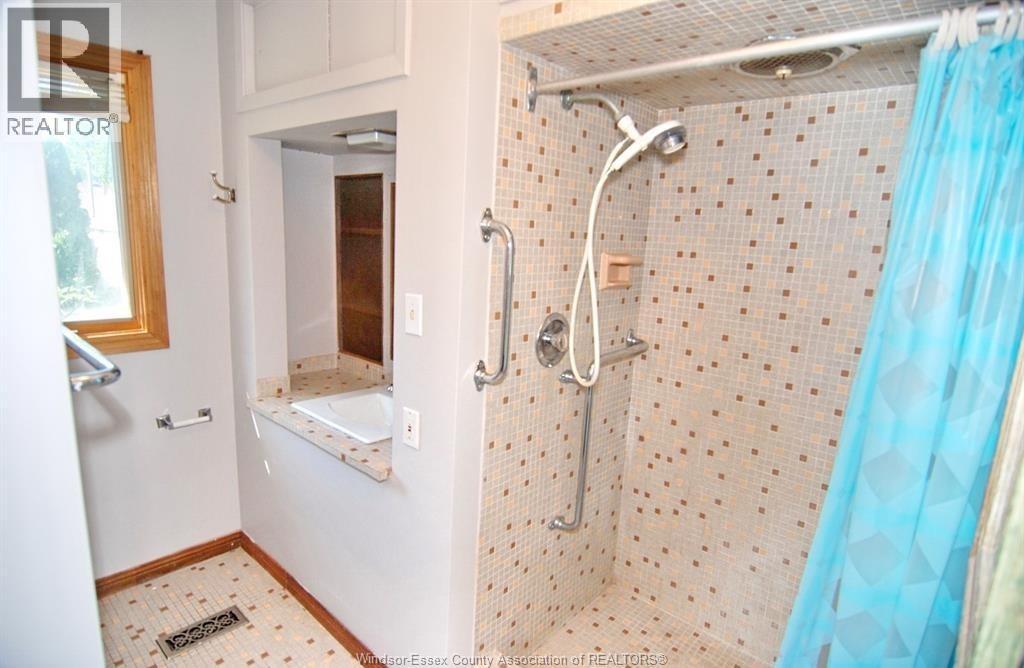 2410 Norman Road Unit# B, Windsor, Ontario N8T 1S5 - Photo 16 - 26016081