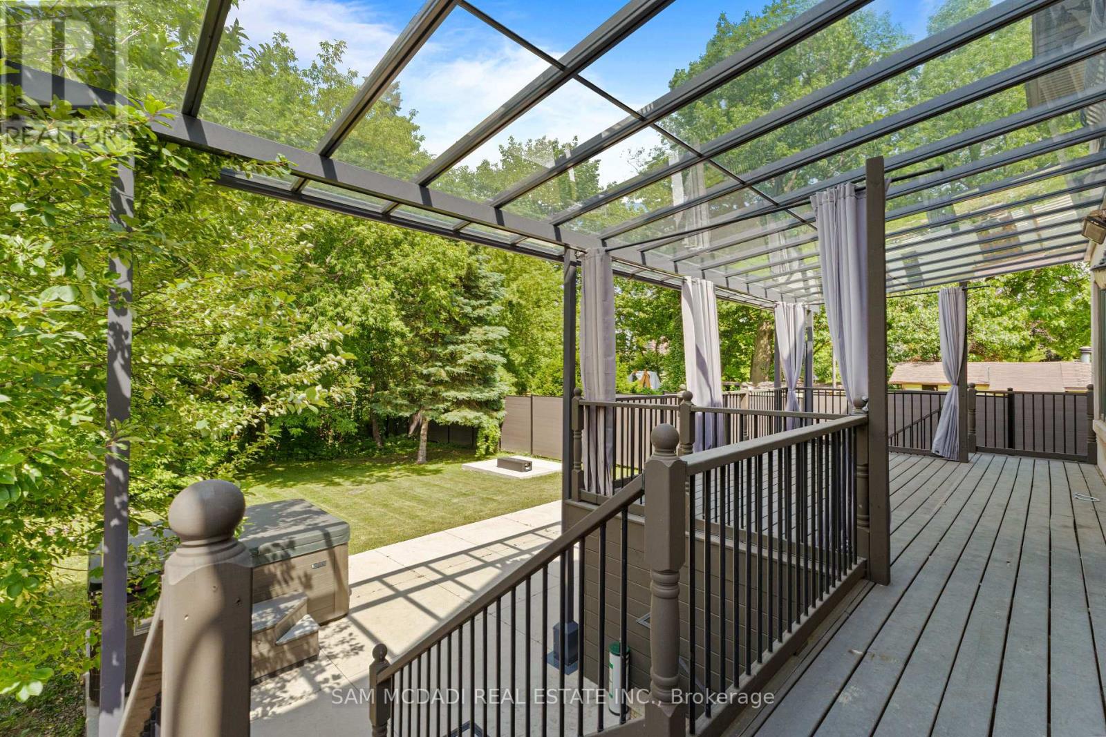 1487 Myron Drive, Mississauga, Ontario  L5E 2N5 - Photo 38 - W12941544