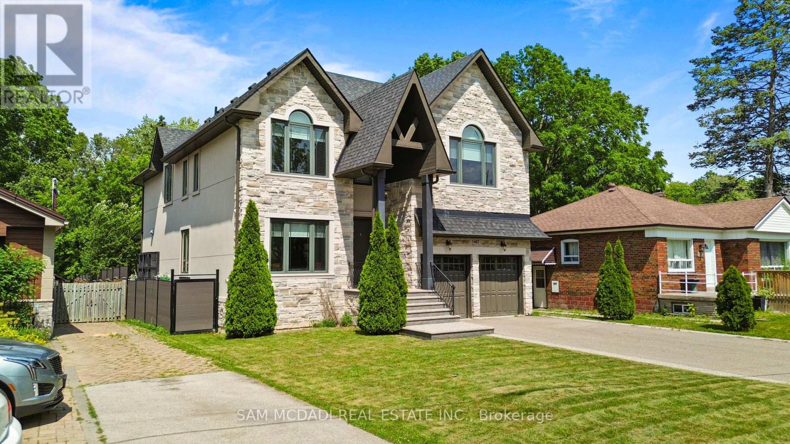 1487 Myron Drive, Mississauga, Ontario  L5E 2N5 - Photo 43 - W12941544