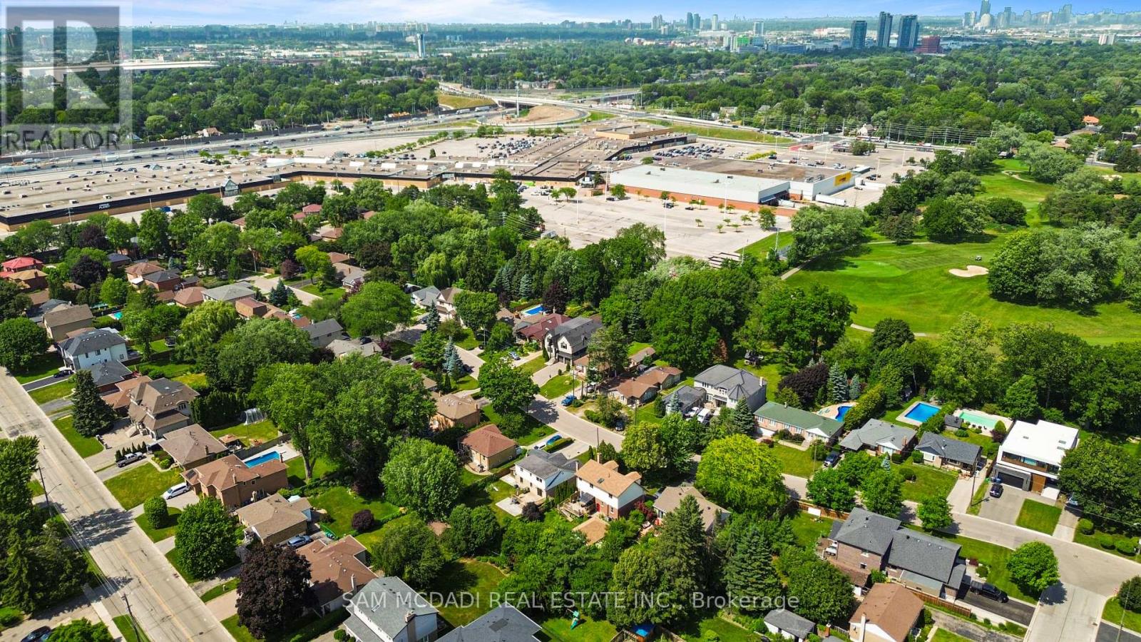1487 Myron Drive, Mississauga, Ontario  L5E 2N5 - Photo 48 - W12941544