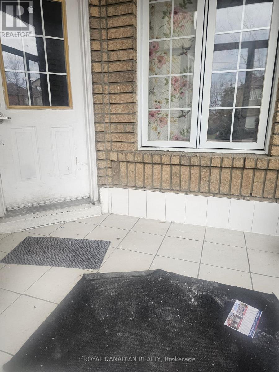 112 Lauraglen Crescent, Brampton, Ontario  L6Y 5A3 - Photo 16 - W13521628
