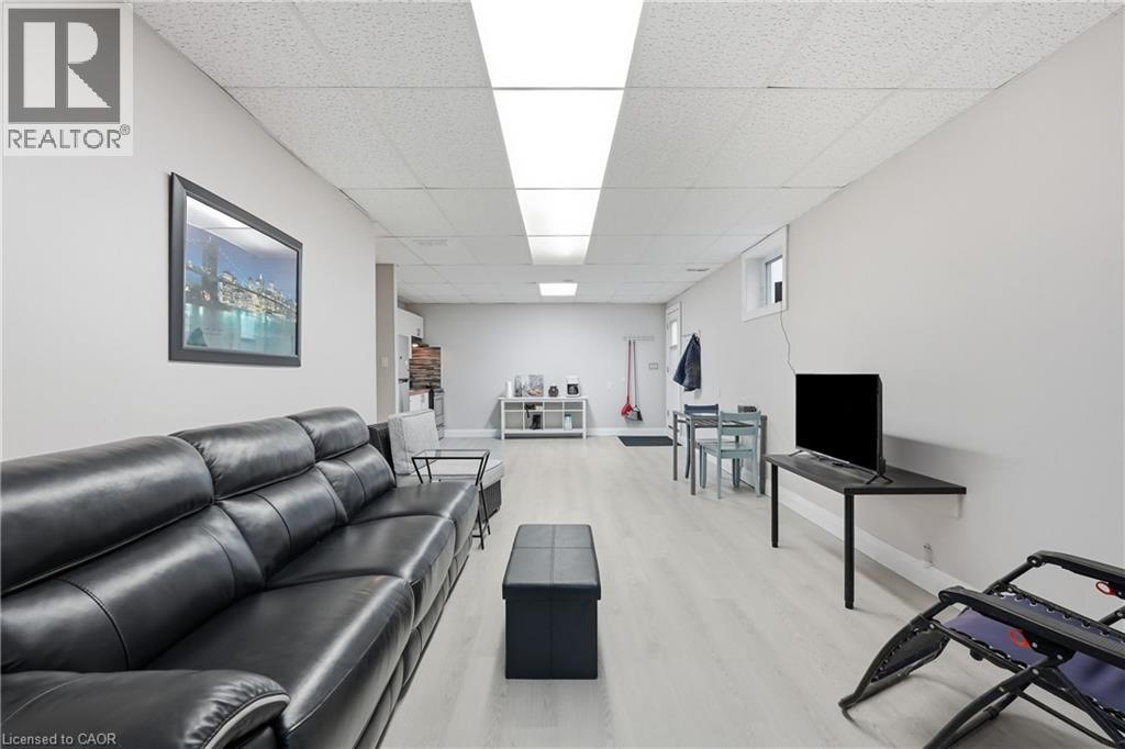 5196 Fourth Avenue, Niagara Falls, Ontario  L2E 1P4 - Photo 5 - 40845041