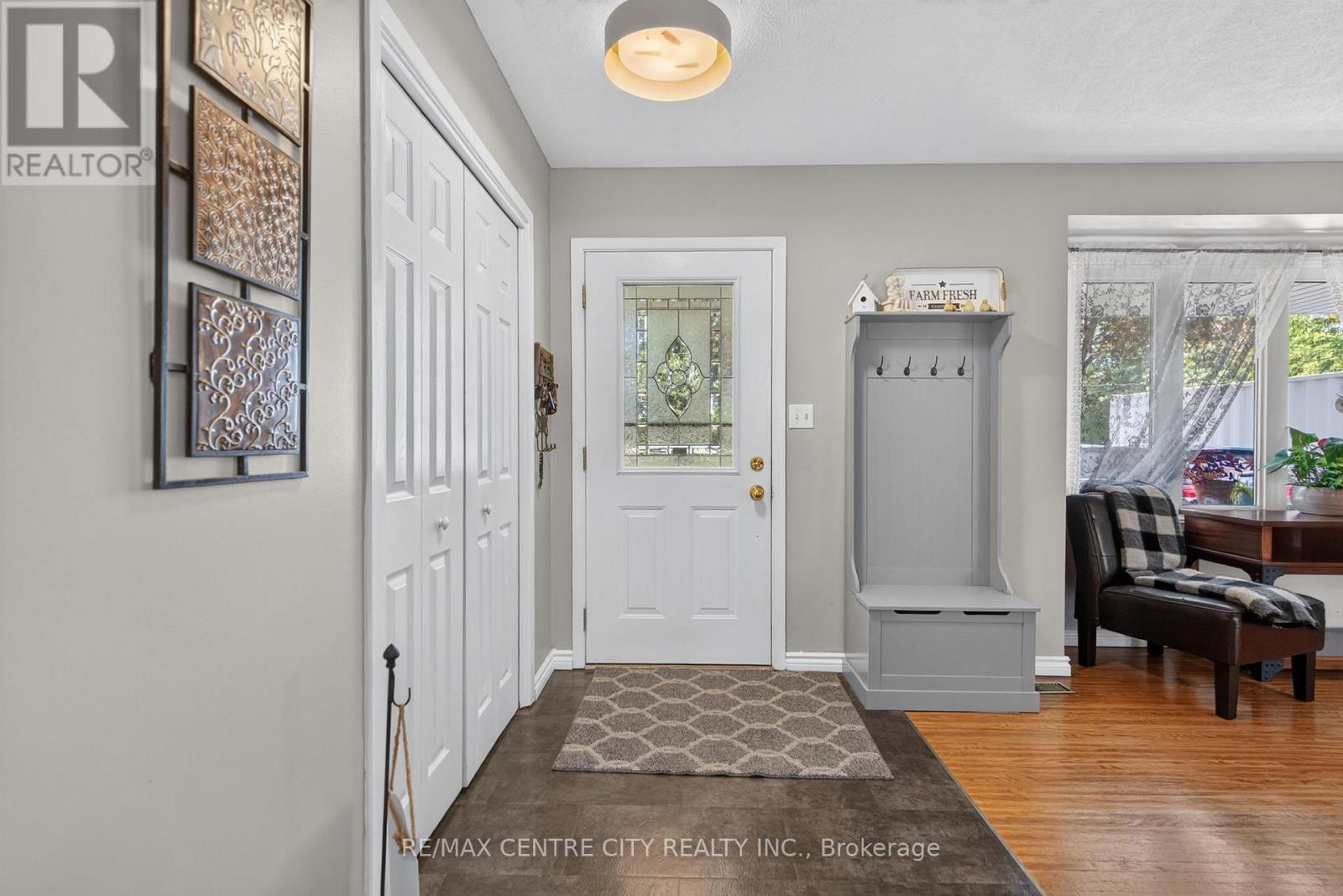 580 Albert Street, Strathroy-Caradoc, Ontario  N7G 1W9 - Photo 3 - X13526804