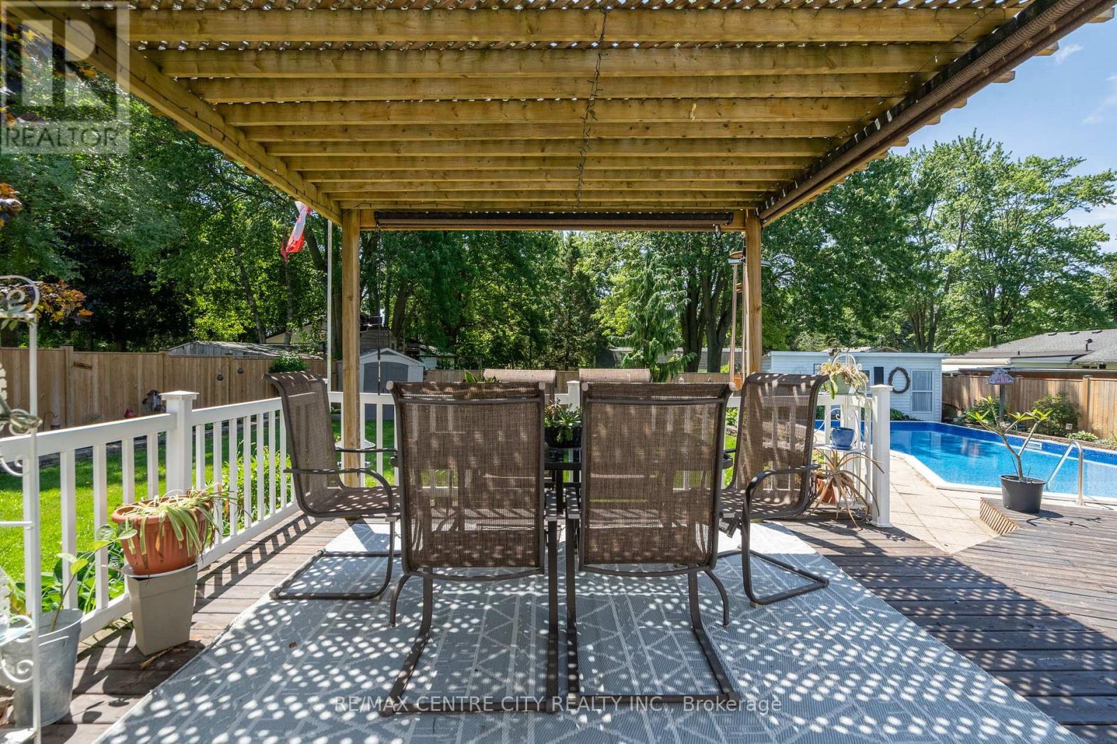 580 Albert Street, Strathroy-Caradoc, Ontario  N7G 1W9 - Photo 33 - X13526804