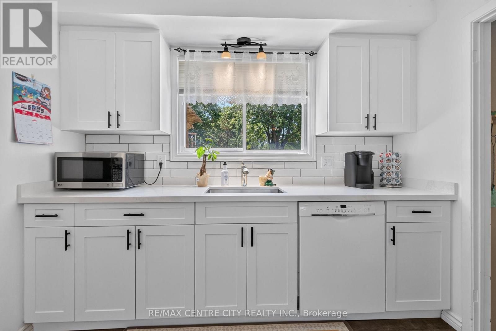 580 Albert Street, Strathroy-Caradoc, Ontario  N7G 1W9 - Photo 7 - X13526804