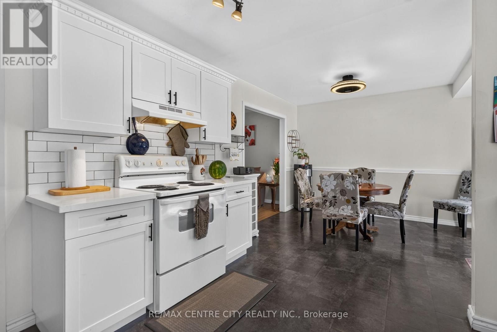 580 Albert Street, Strathroy-Caradoc, Ontario  N7G 1W9 - Photo 8 - X13526804