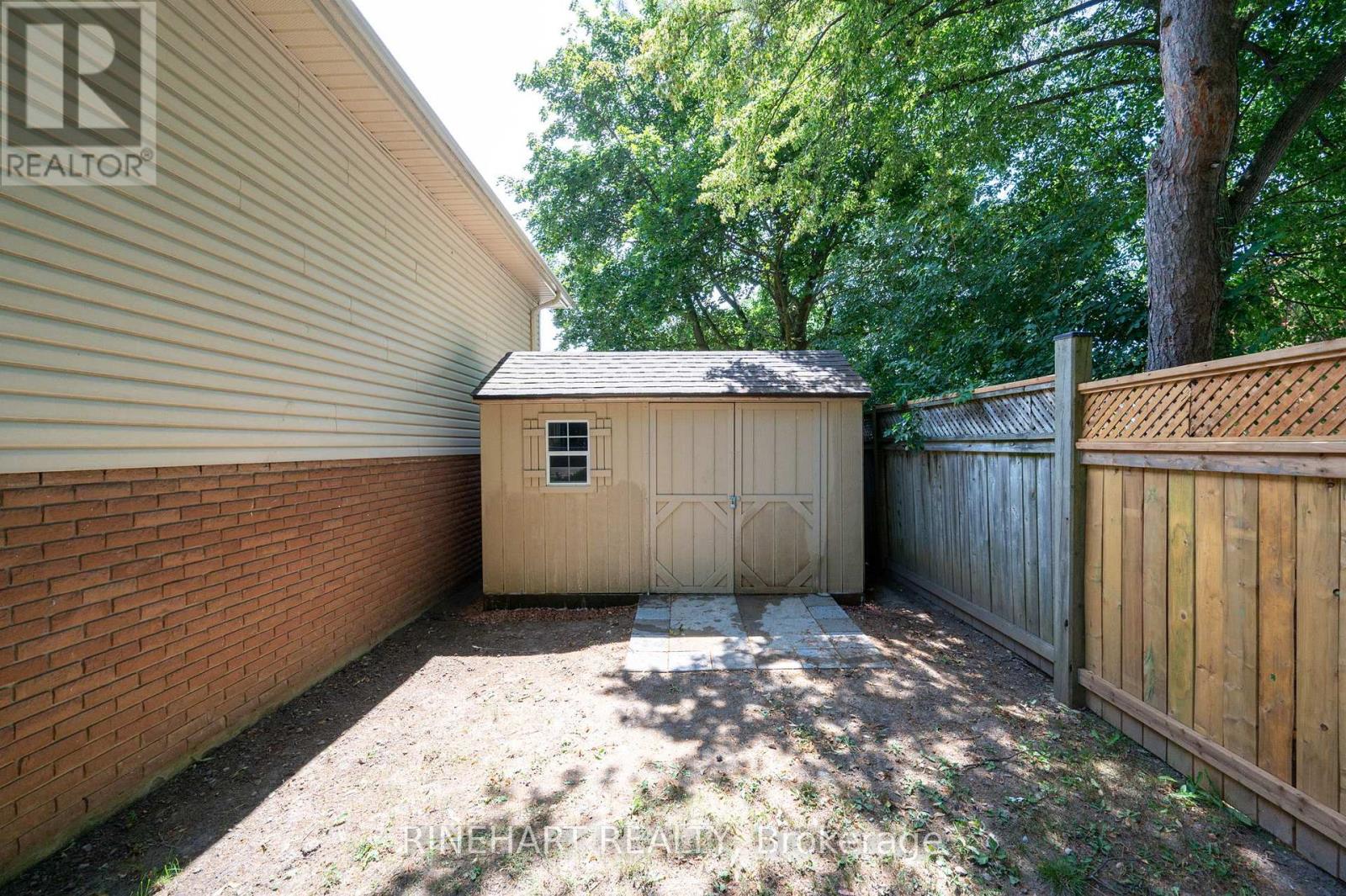 2 Lloyd Manor Crescent, London North, Ontario  N6H 3Z3 - Photo 35 - X13526880