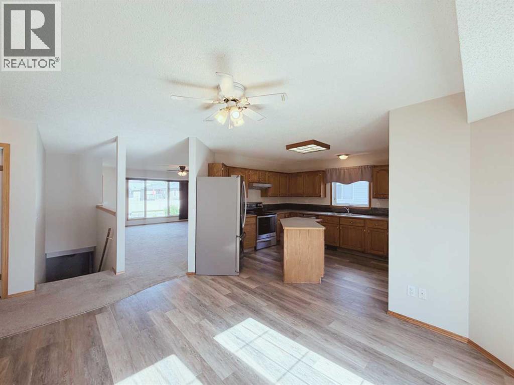 105 Aspen Way, Vulcan, Alberta  T0L 2B0 - Photo 6 - A2279104