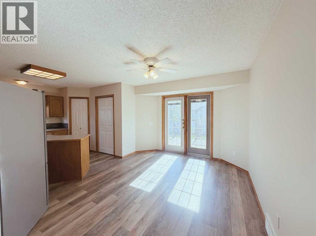 105 Aspen Way, Vulcan, Alberta  T0L 2B0 - Photo 5 - A2279104
